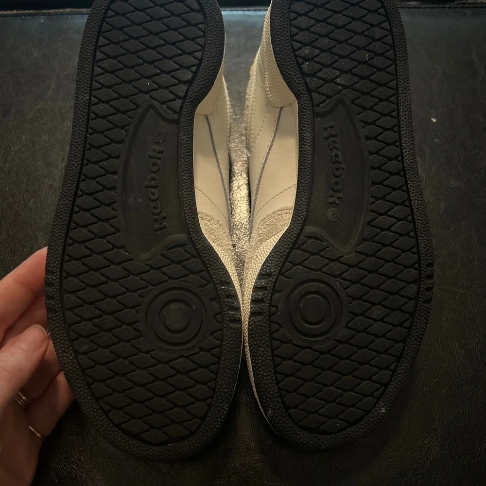 Reebok Smiley Club C 85’s - Picture 8 of 9